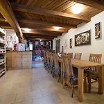 Binter Hotel apartamentowy 4*