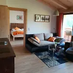 Binter Hotel apartamentowy 4*
